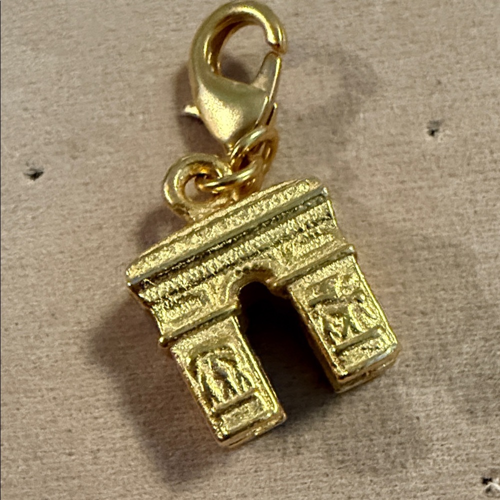 24K Gold Plated Arc de Triomphe Elegant Gold Charm